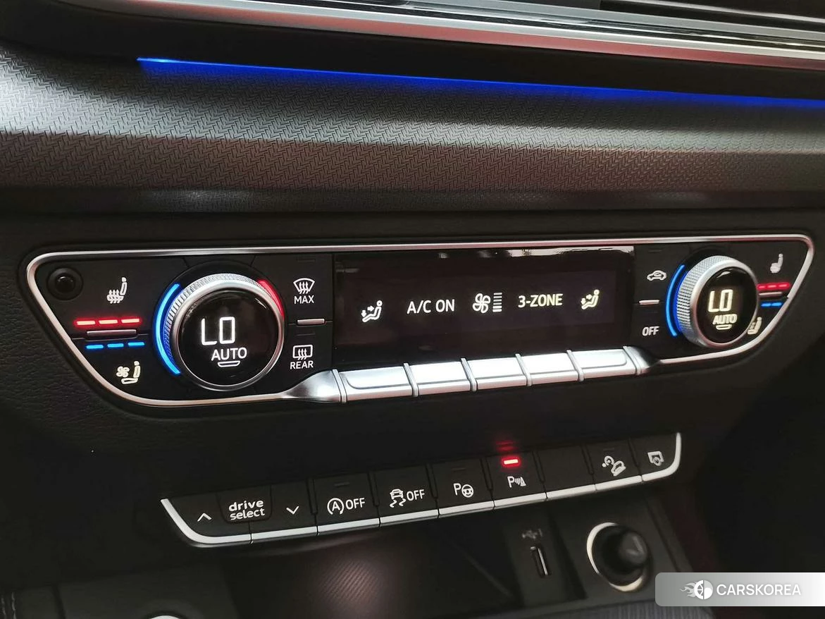 Audi Q5L 2022 Черный из Китая, фото 6