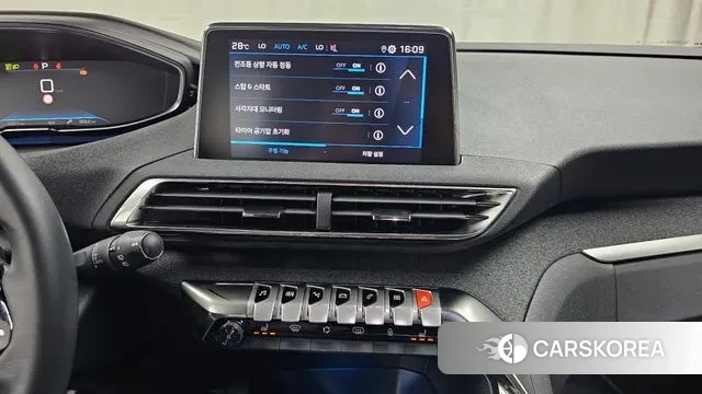 Peugeot 3008 second generation 2024 Белый из Кореи, фото 6