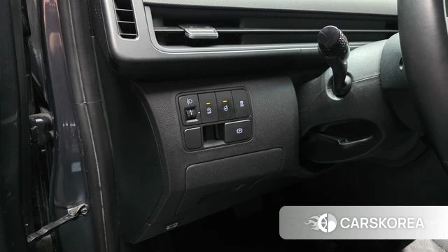 Hyundai Staria 2022 Серый из Кореи, фото 6