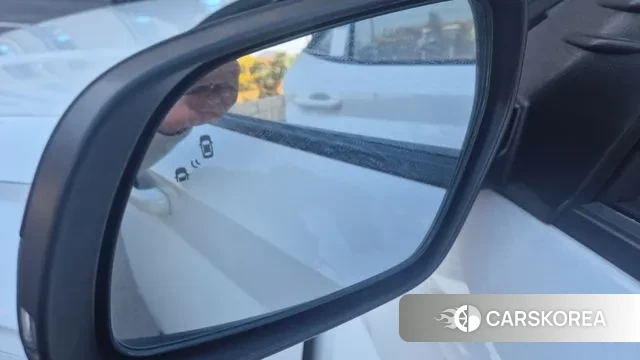 Hyundai Venue 2023 Белый из Кореи, фото 6