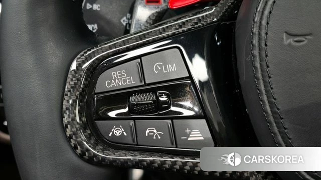 BMW 5 Series (G30) 2018 Белый из Кореи, фото 6