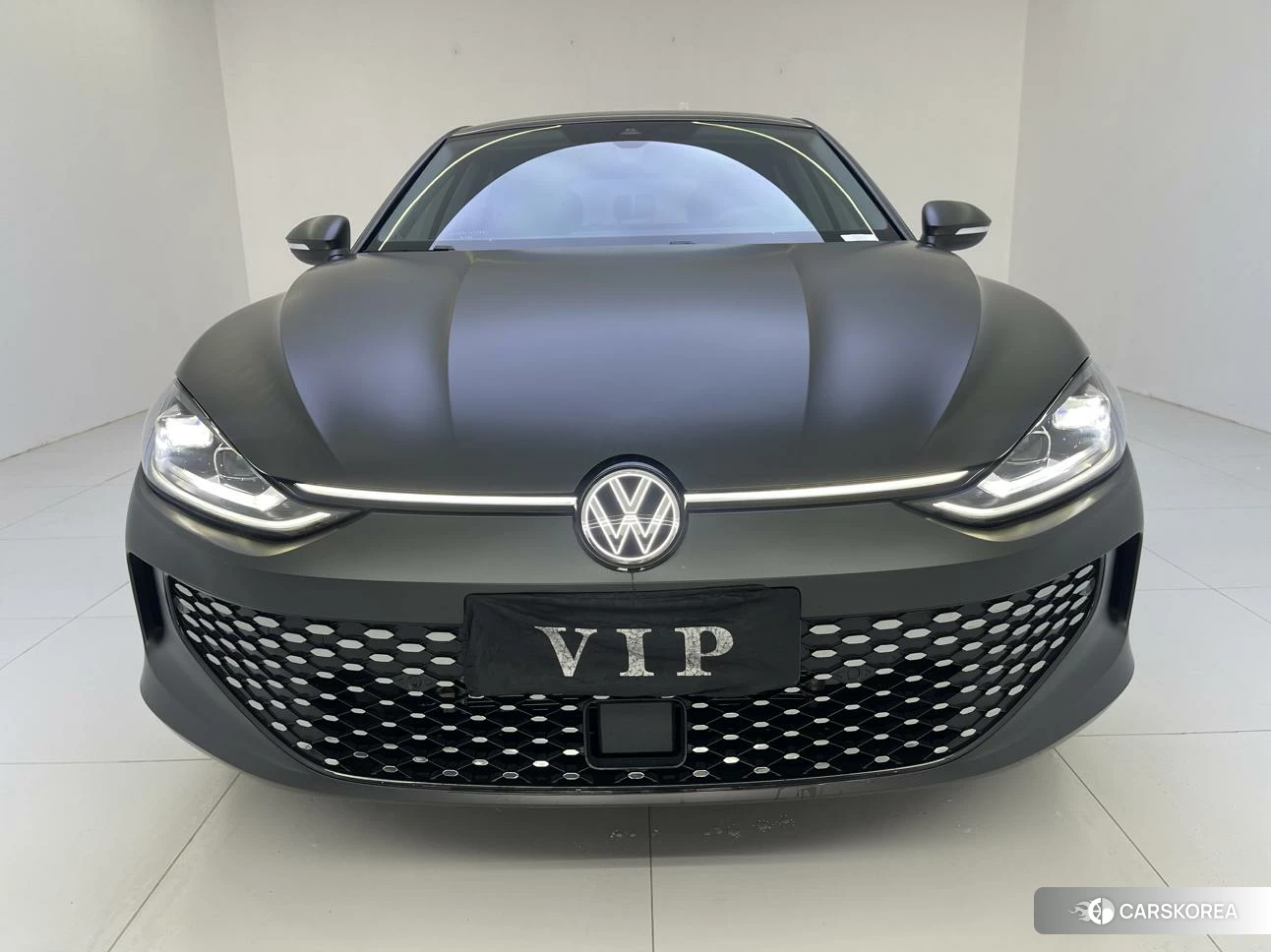 Volkswagen Lingdu 2023 Темно-серый из Китая, фото 6