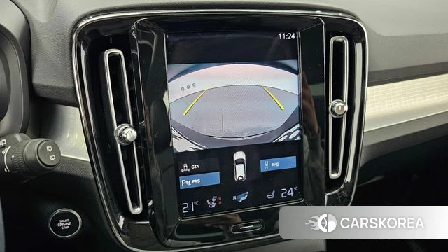 Volvo XC40 2021 Черный из Кореи, фото 6