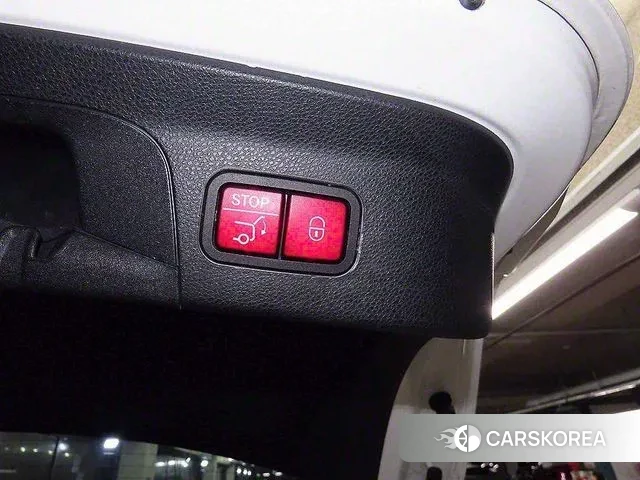 Mercedes-Benz GLC-Class X253 2022 Белый из Кореи, фото 6