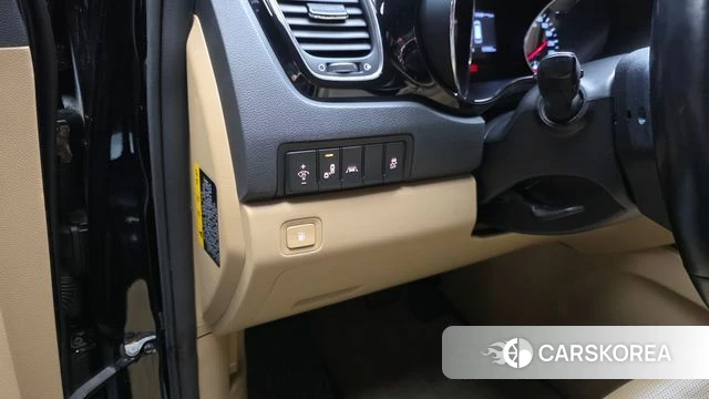 Kia The New Carnival id 3886279 из Кореи 6