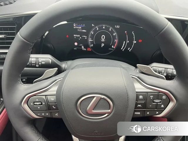 Lexus NX 2026 Черный из Китая, фото 6