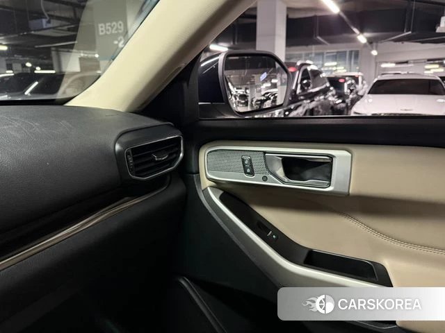 Ford Explorer 6th Generation 2021 Белый из Кореи, фото 6