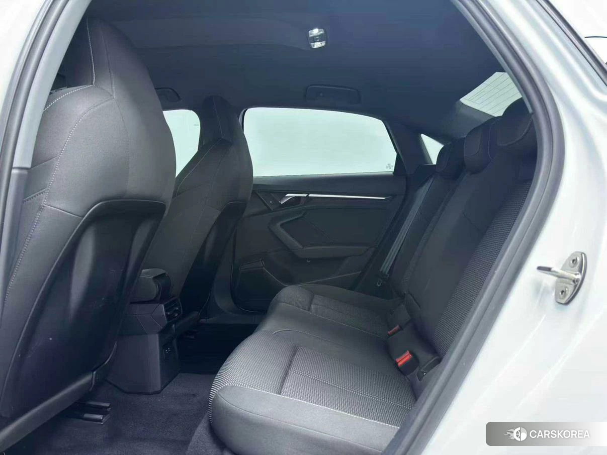 Audi A3 2021 Белый из Китая, фото 6