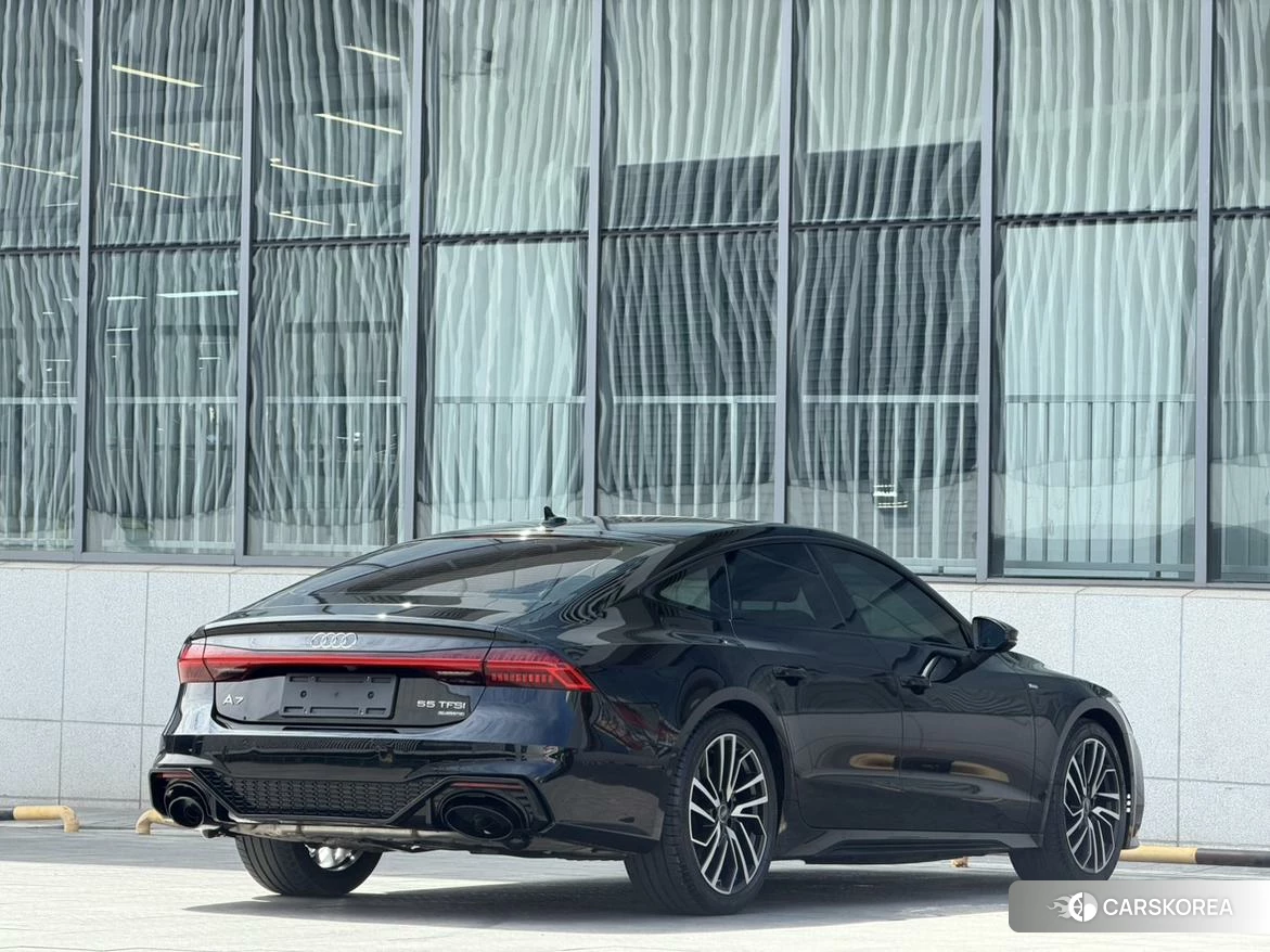 Audi A7 2023 Черный из Китая, фото 6