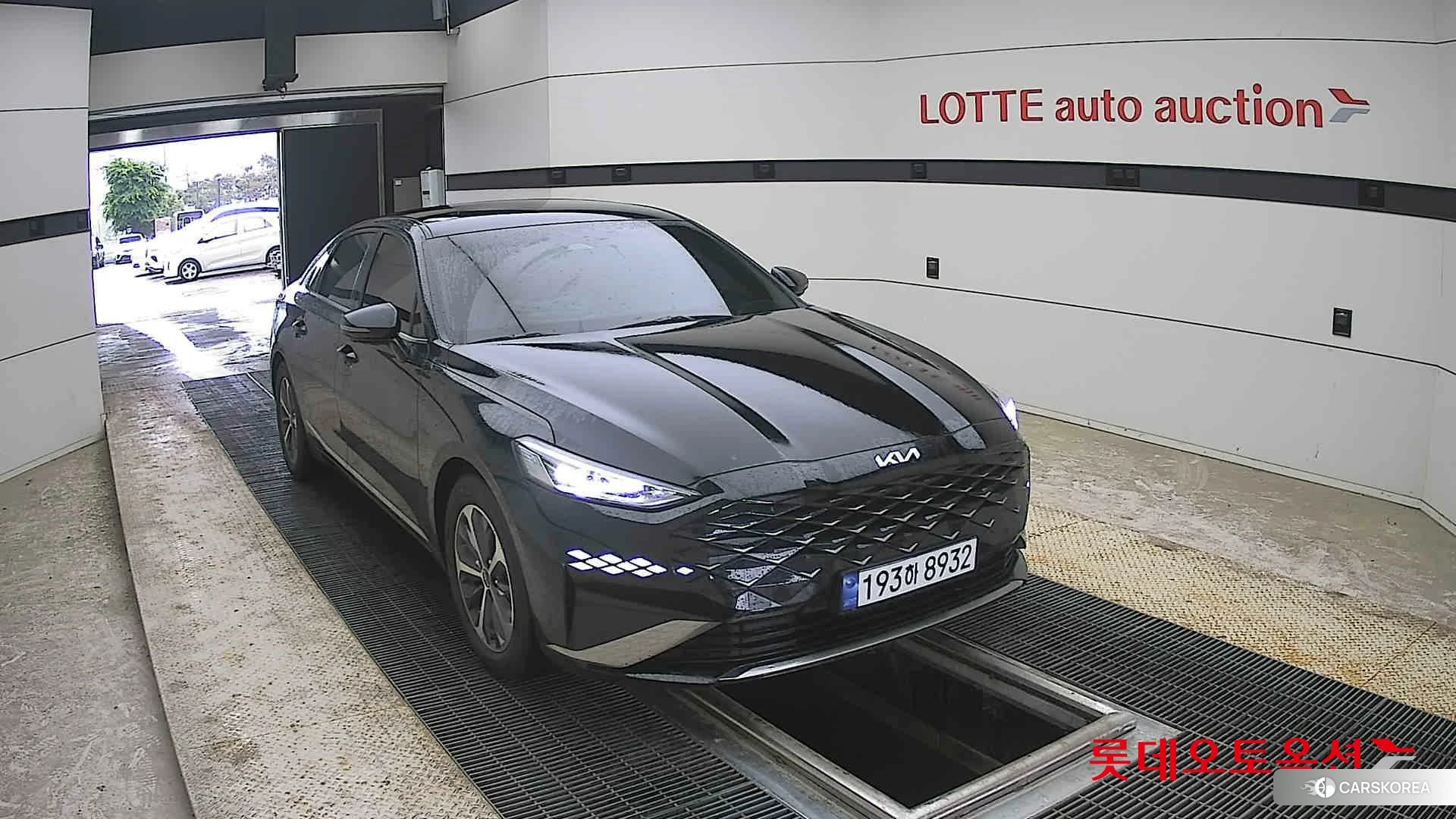 Kia K8 Hybrid 2022 Aurora Black Pearl из Кореи, фото 6