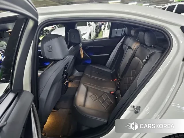 BMW 5 Series (G60) 2024 Белый из Кореи, фото 6