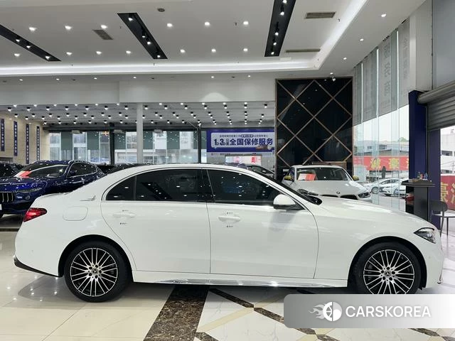 Mercedes-Benz Class C 2022 Белый из Китая, фото 6