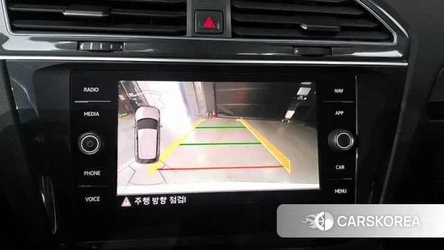 Volkswagen Tiguan second Generation 2020 Белый из Кореи, фото 6