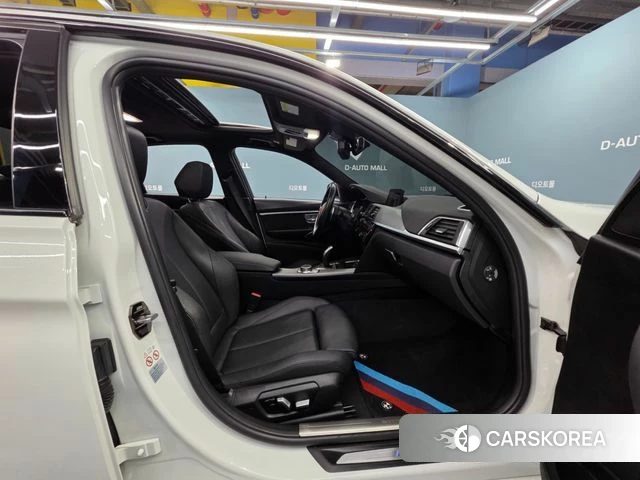 BMW 3 Series (F30) 2018 Белый из Кореи, фото 6