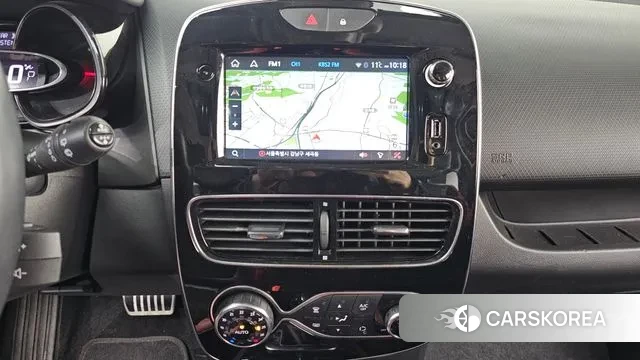 Renault Korea (Samsung) Clio 2019 Красный из Кореи, фото 6