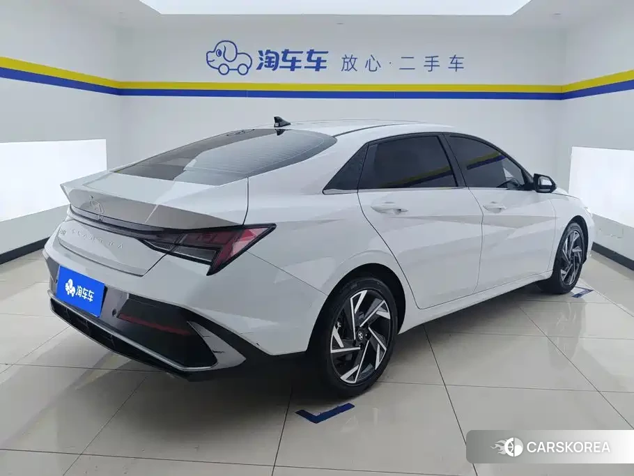 Hyundai Elantra id 4649328 из Китая 7