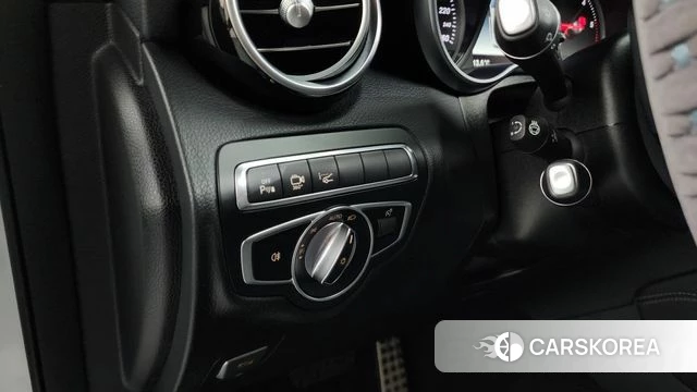 Mercedes-Benz GLC-Class X253 2018 Белый из Кореи, фото 6