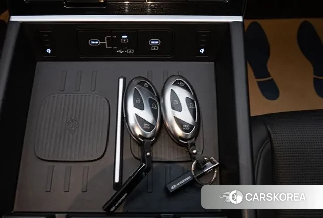 Hyundai Santa Fe (MX5) 2023 Белый из Кореи, фото 6