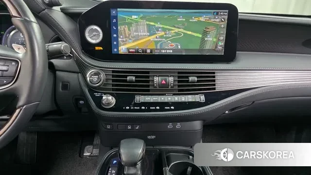 Lexus LS500h 5th generation 2023 Песочный из Кореи, фото 6