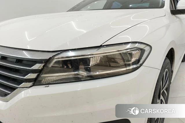 Volkswagen Lavida 2024 Белый из Китая, фото 6