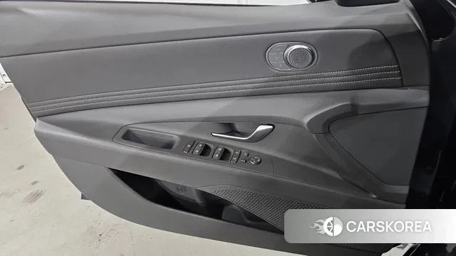 Hyundai The New Avante (CN7) 2023 Серый из Кореи, фото 6