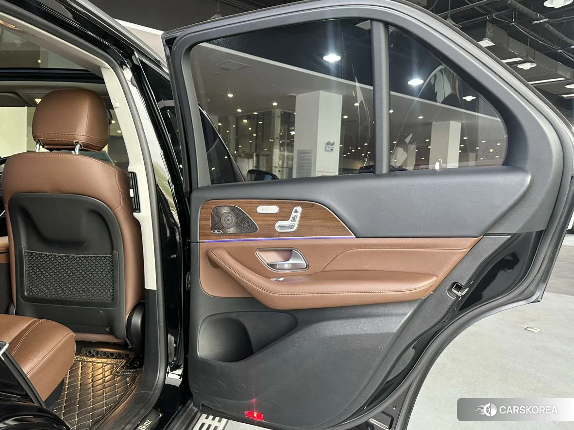 Mercedes-Benz GLE (import) 2023 Черный из Китая, фото 6