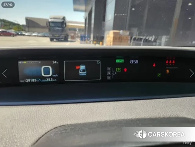 Toyota Prius 4th Generation 2021 Белый из Кореи, фото 6