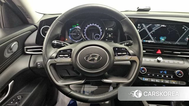 Hyundai Avante Hybrid (CN7) 2022 Белый из Кореи, фото 6