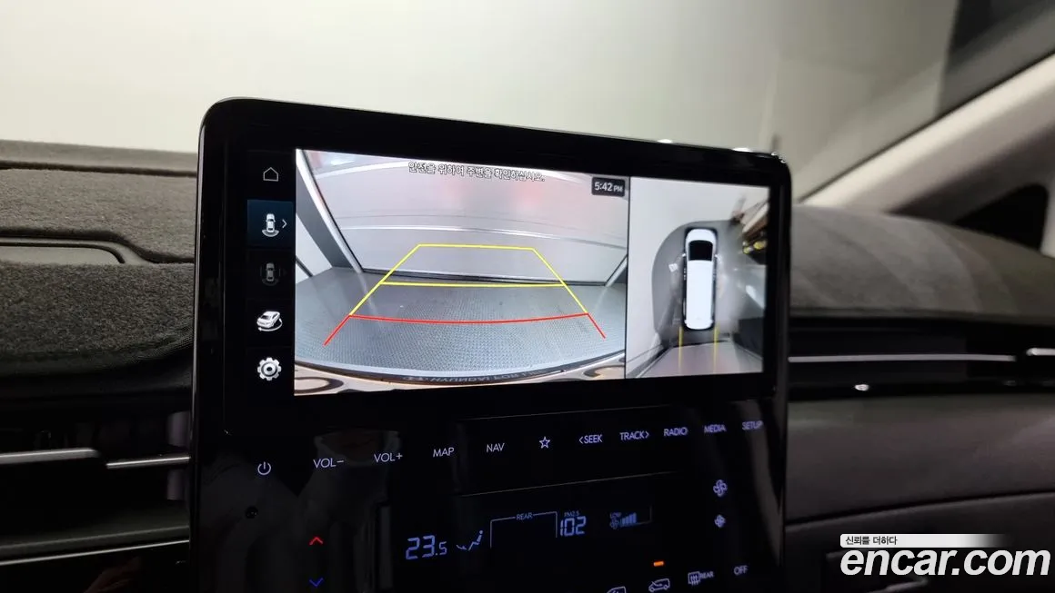 Hyundai Staria 2023 Белый из Кореи, фото 6