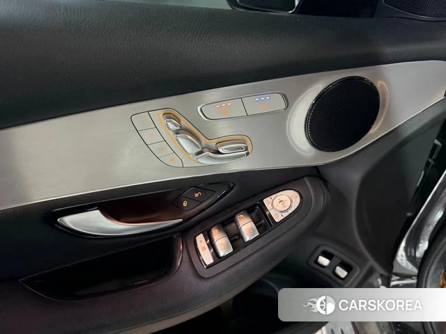 Mercedes-Benz GLC-Class X253 2019 Черный из Кореи, фото 6