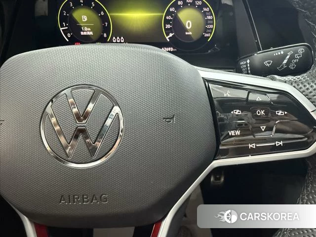 Volkswagen Tourang 2024 Черный из Китая, фото 6