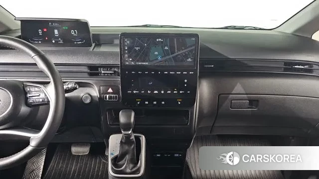 Hyundai Staria 2023 Белый из Кореи, фото 6