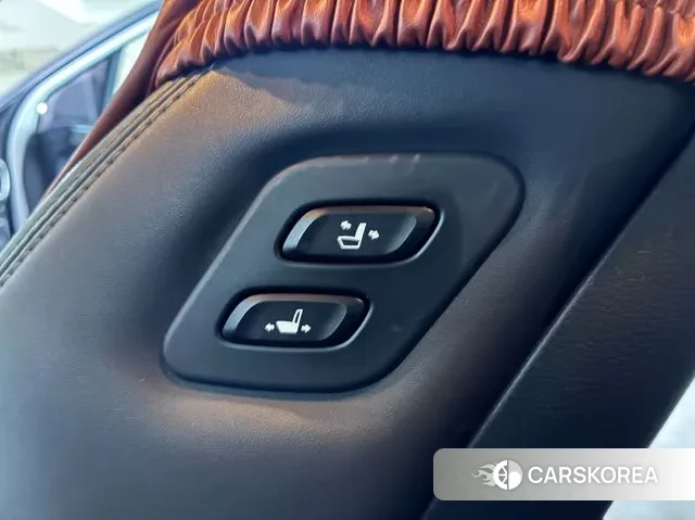 Hyundai The New Santa Fe 2021 Белый из Кореи, фото 6