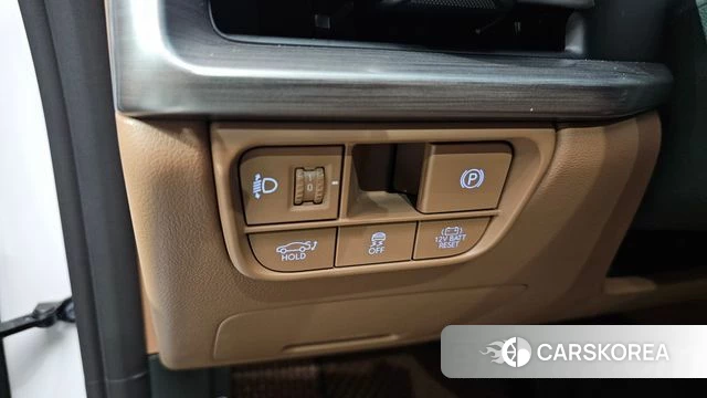 Hyundai Grandeur Hybrid (GN7) 2023 Белый из Кореи, фото 6