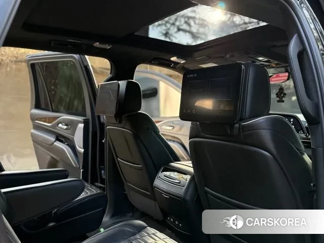 Cadillac Escalade 5th Generation 2023 Черный из Кореи, фото 6