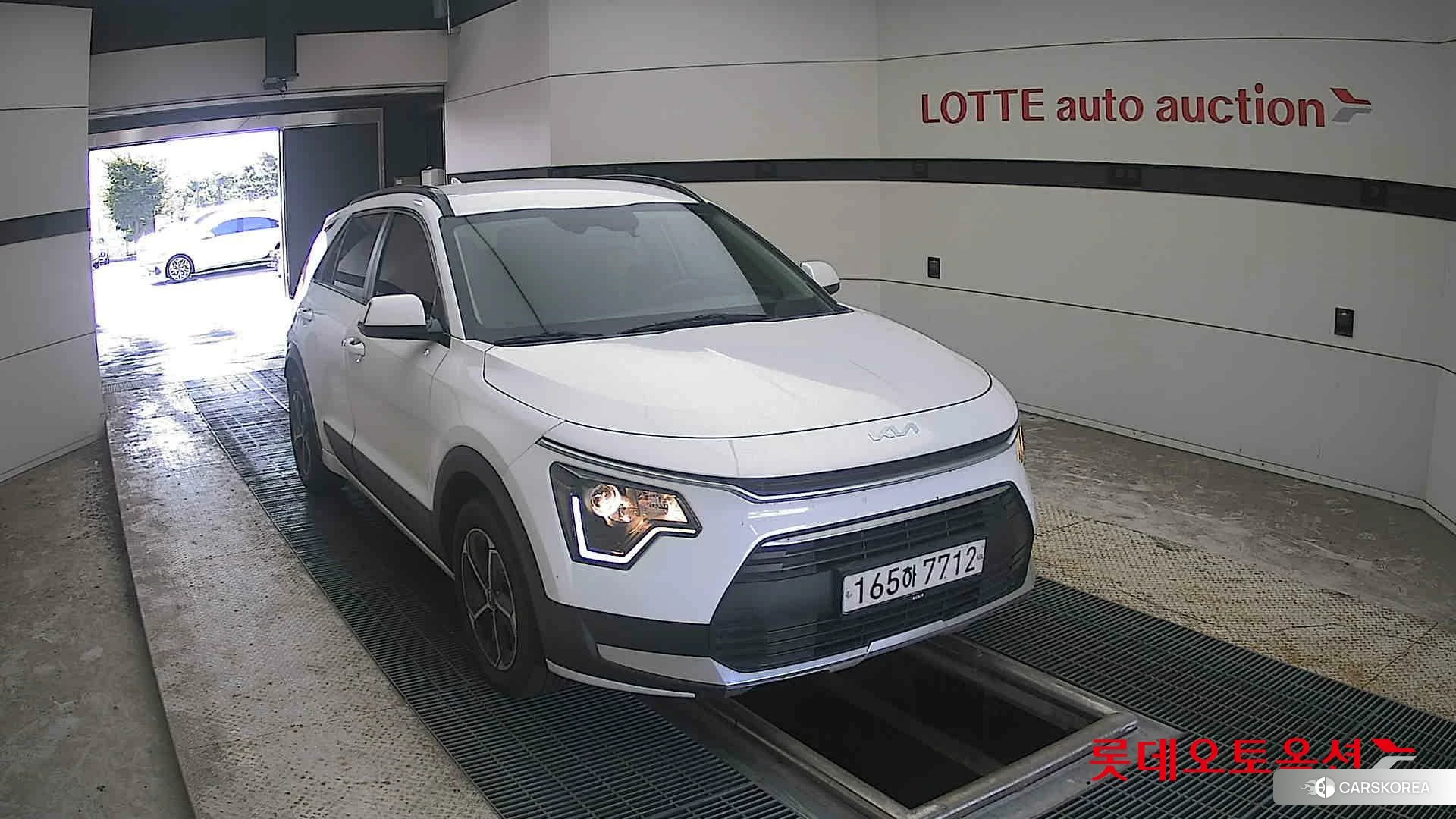 Kia Niro Hybrid 2022 Snow White Pearl (optional) из Кореи, фото 6
