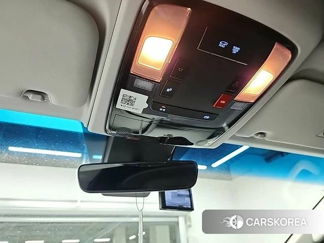 Hyundai Staria 2022 Серебряный из Кореи, фото 6