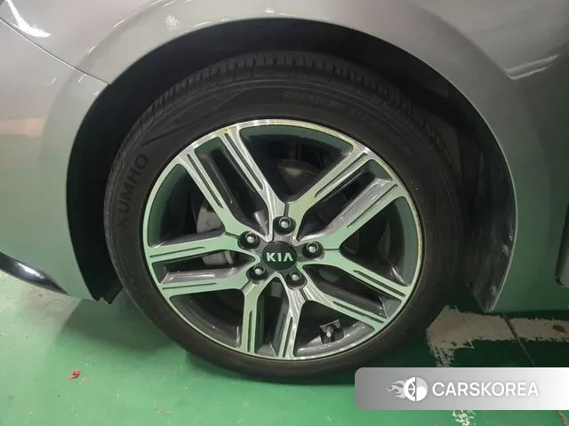 Kia Come New K3 2018 Серебряный из Кореи, фото 6