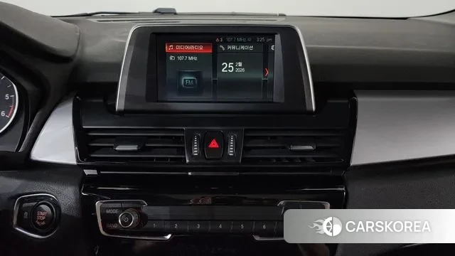 BMW 2 Series Active Tourer (F45) 2018 Серый из Кореи, фото 6