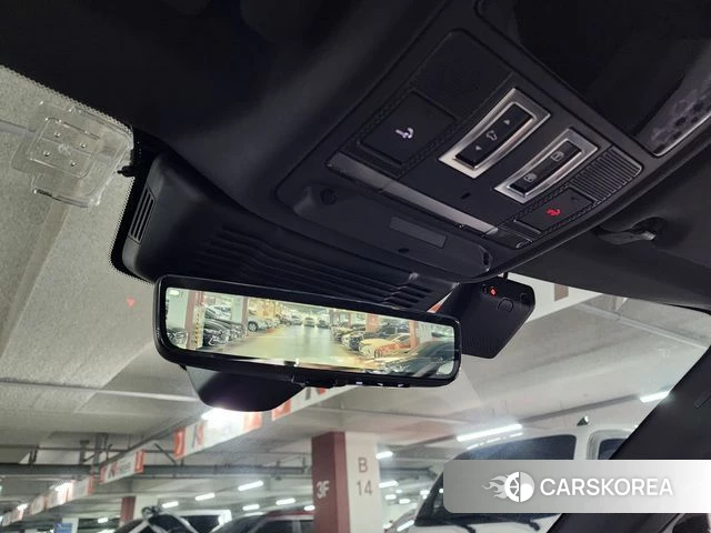 Land Rover Range Rover Evoque 2nd Generation 2025 Белый из Кореи, фото 6