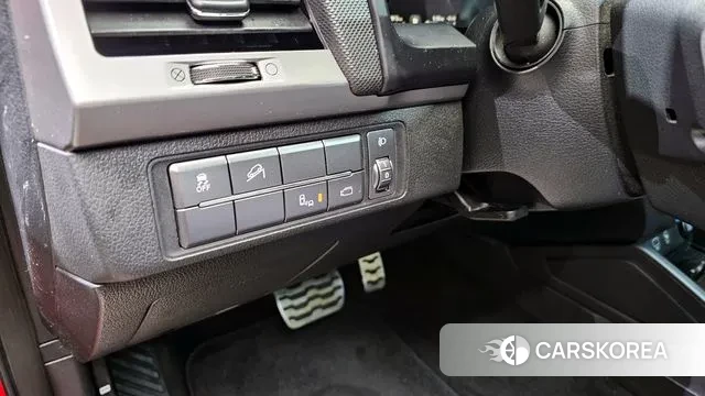 Ssangyong Rexton Sports Cannes 2019 Красный из Кореи, фото 6