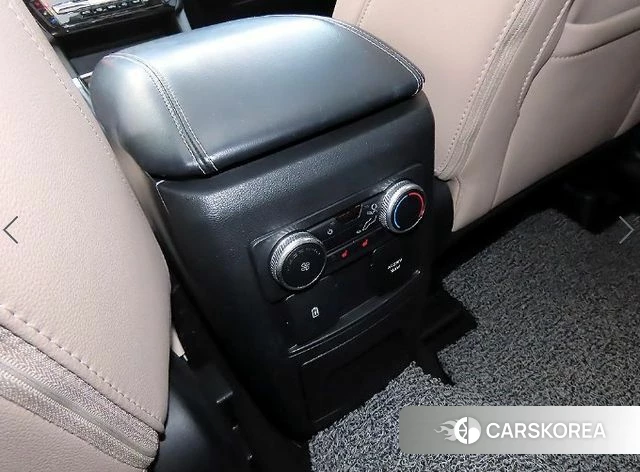 Ford Explorer 6th Generation 2023 Черный из Кореи, фото 6