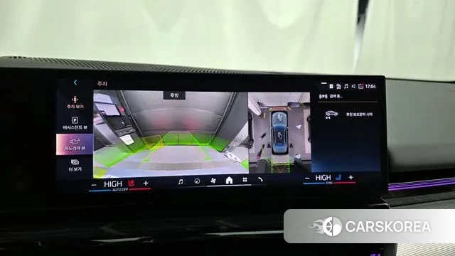 BMW 5 Series (G60) 2024 Светло-серебряный цвет из Кореи, фото 6