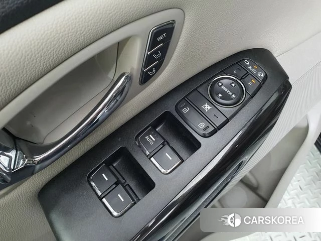 Kia The New Carnival 2019 Серый из Кореи, фото 6