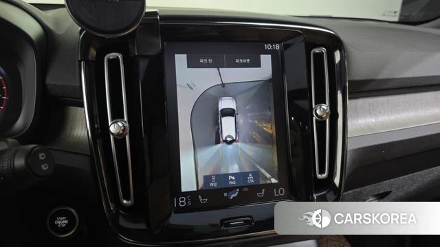 Volvo XC40 2020 Серебристо-серый из Кореи, фото 6