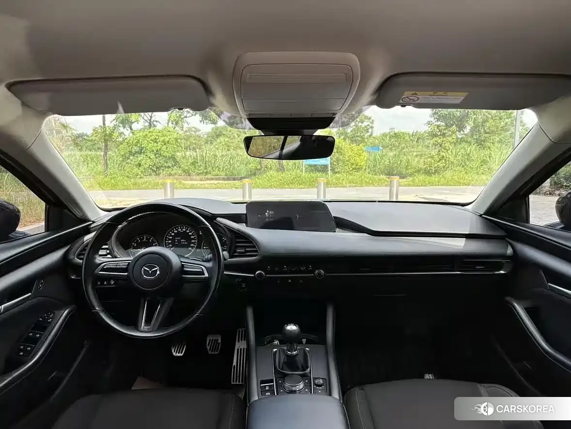 Mazda 3 2022 Черный из Китая, фото 6
