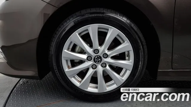 Toyota Camry (XV70) id 2660219 из Кореи 6