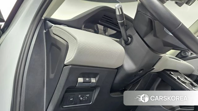 Land Rover Range Rover Evoque 2nd Generation 2022 Белый из Кореи, фото 6