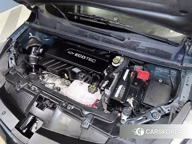 Chevrolet (GM Daewoo) The New Trax 2021 Серебристо-серый из Кореи, фото 6