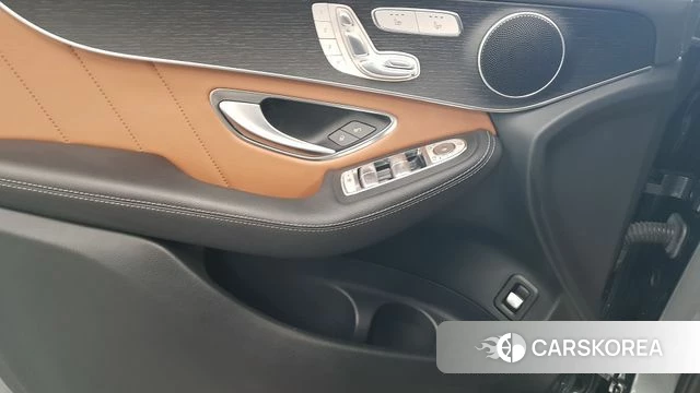 Mercedes-Benz GLC-Class X253 2022 Серый из Кореи, фото 6
